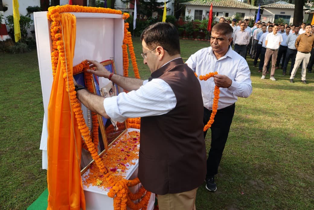 WhatsApp Image 2025-10-02 at 12.59.00_2362399c