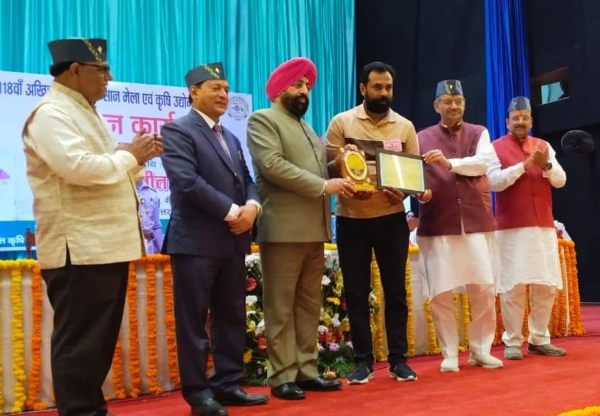 WhatsApp Image 2025-10-15 at 19.00.34_9b82499a