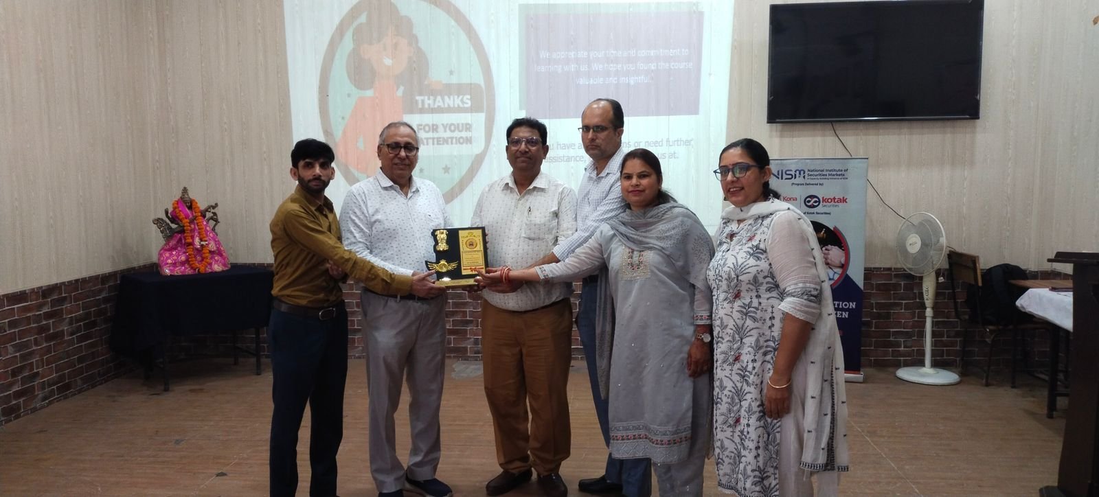 WhatsApp Image 2025-10-16 at 15.38.03_2f68cc79