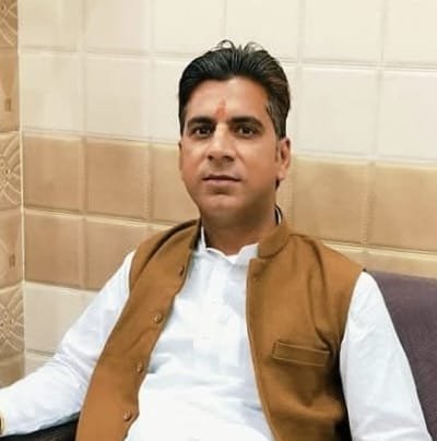 WhatsApp Image 2025-12-06 at 15.15.47_8318aa39